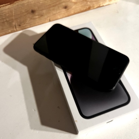 IPhone 8 Unlocked 64gb
